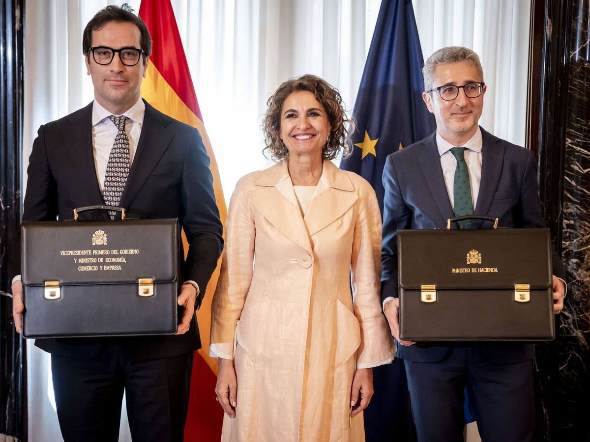 El Confidencial: Un laberinto fiscal de dos mil páginas