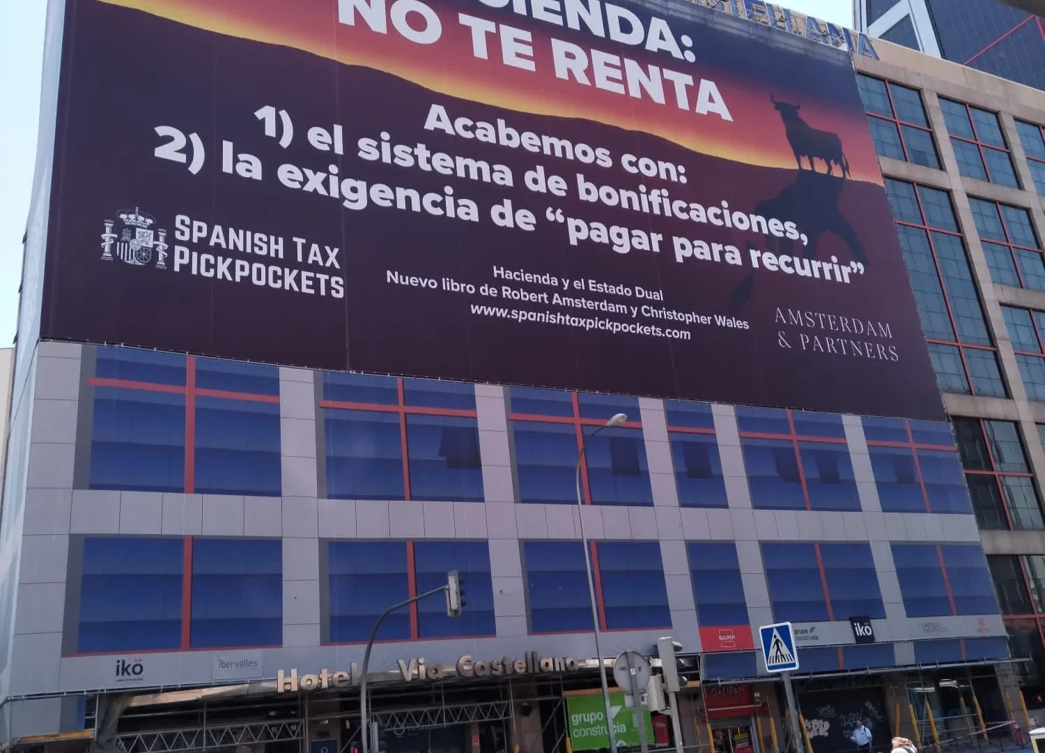 ABC: Giant Billboard Against Hacienda Hung in Madrid: “It’s Not Worth It”